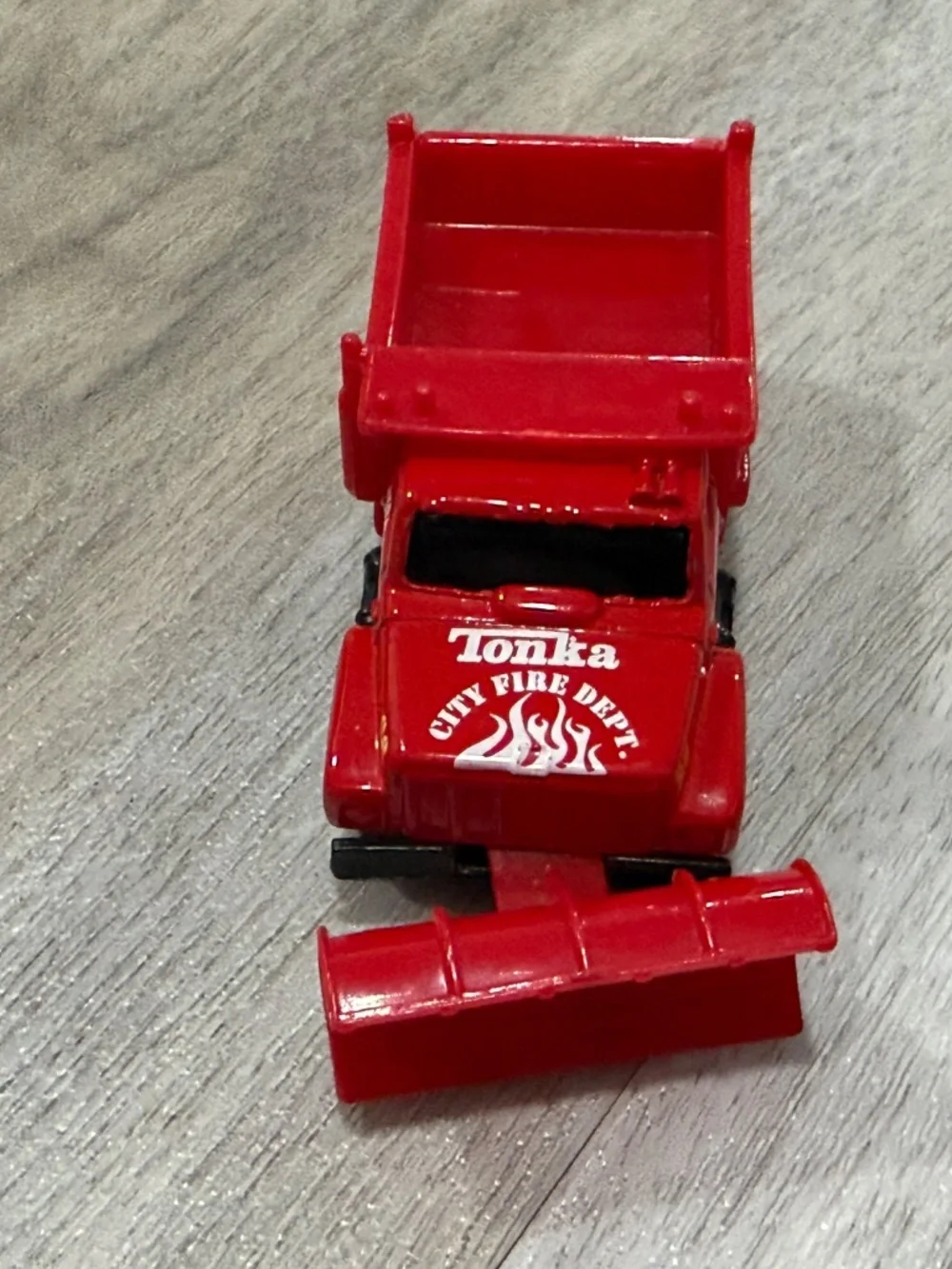 Maisto Tonka Fire Truck & Fresh Metal Rescue Truck Diecast Lot